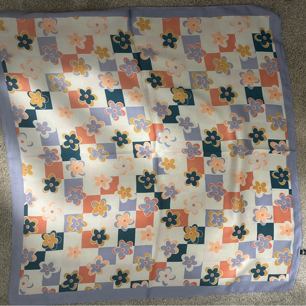 Floral Patterned Bedding with Blue Trim